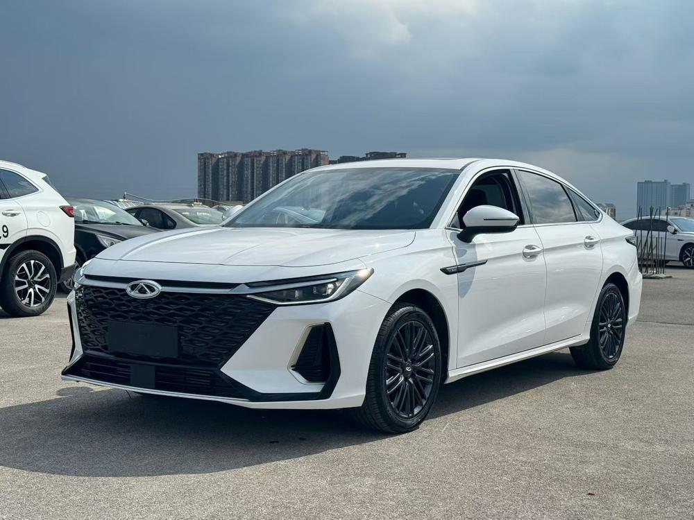 Chery Arrizo 8