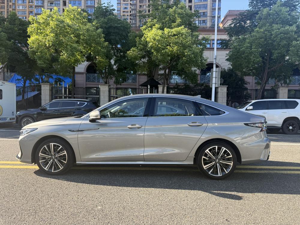 Chery Arrizo 8