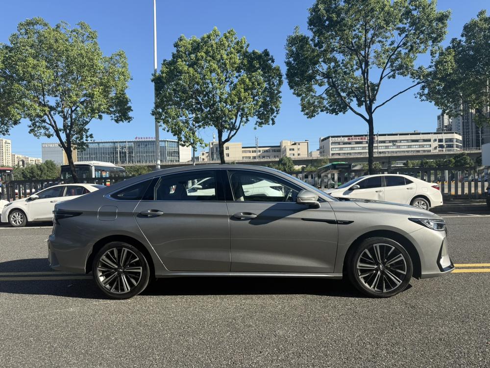Chery Arrizo 8