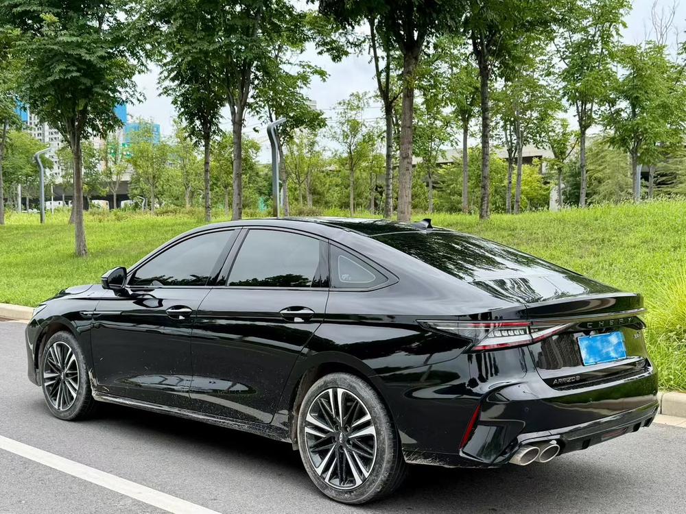 Chery Arrizo 8