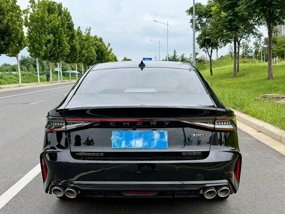 Chery Arrizo 8