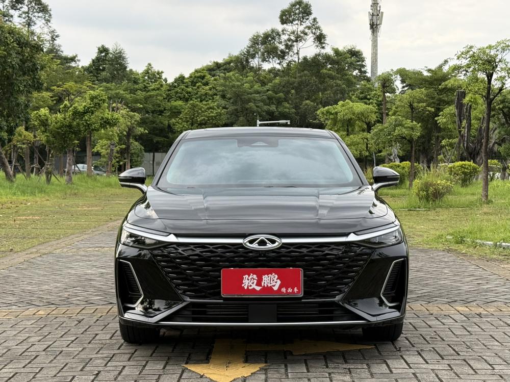 Chery Arrizo 8