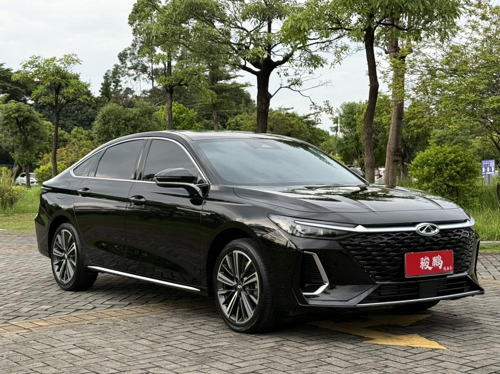Chery Arrizo 8