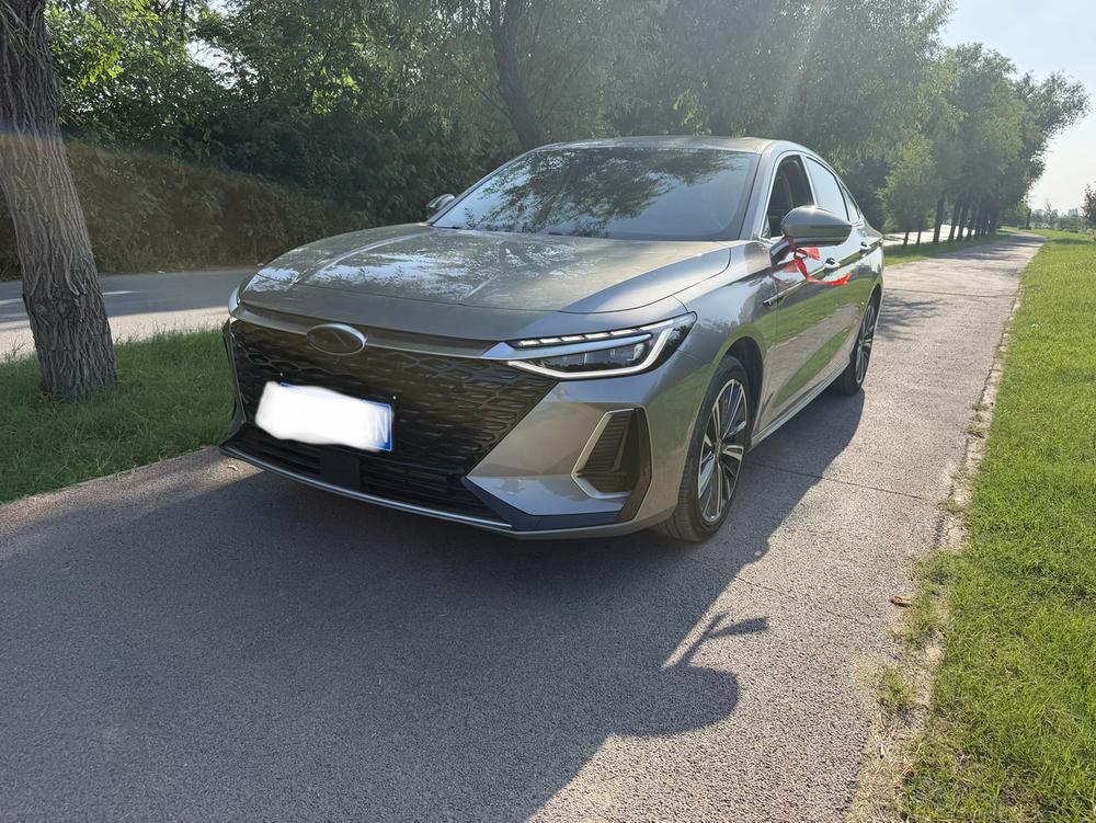 Chery Arrizo 8
