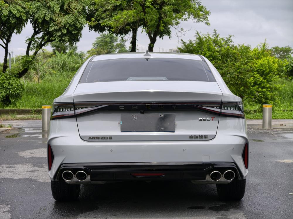 Chery Arrizo 8