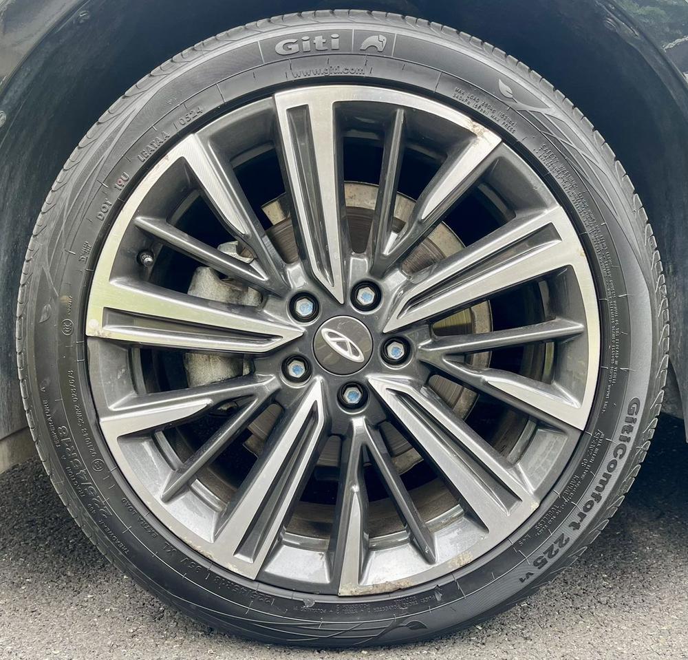 Chery Arrizo 8