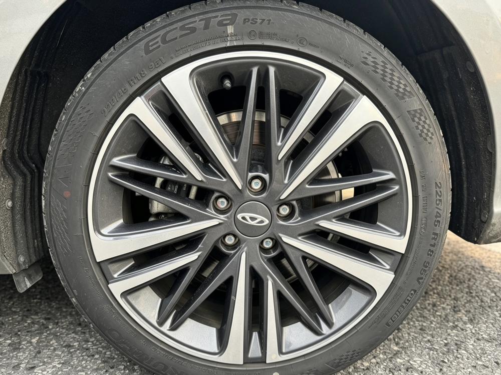 Chery Arrizo 8