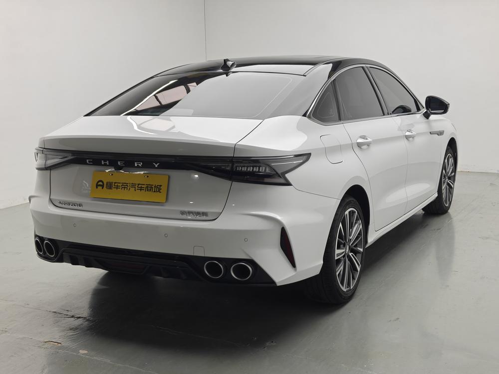 Chery Arrizo 8