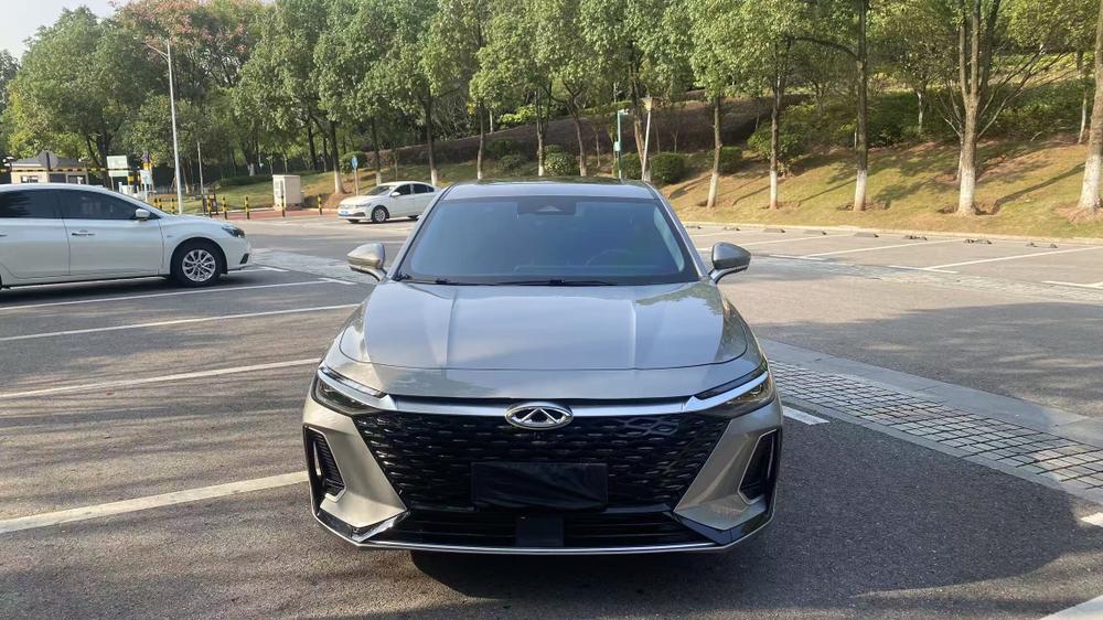 Chery Arrizo 8