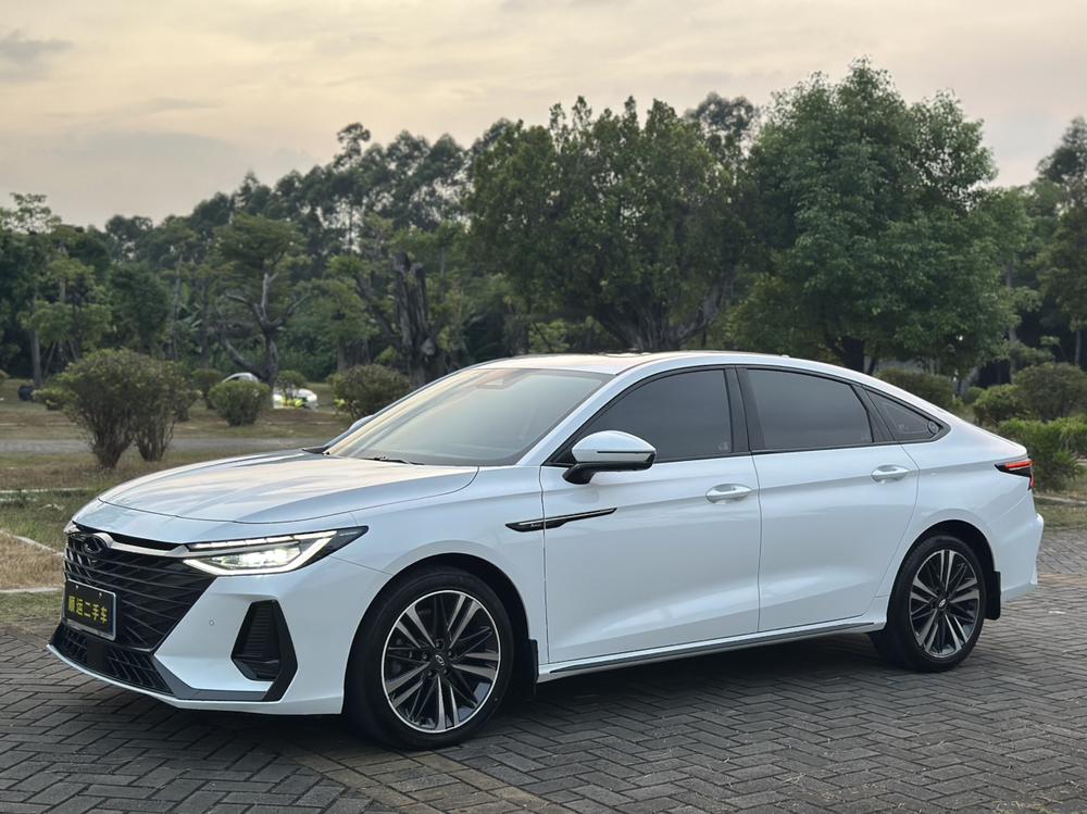 Chery Arrizo 8