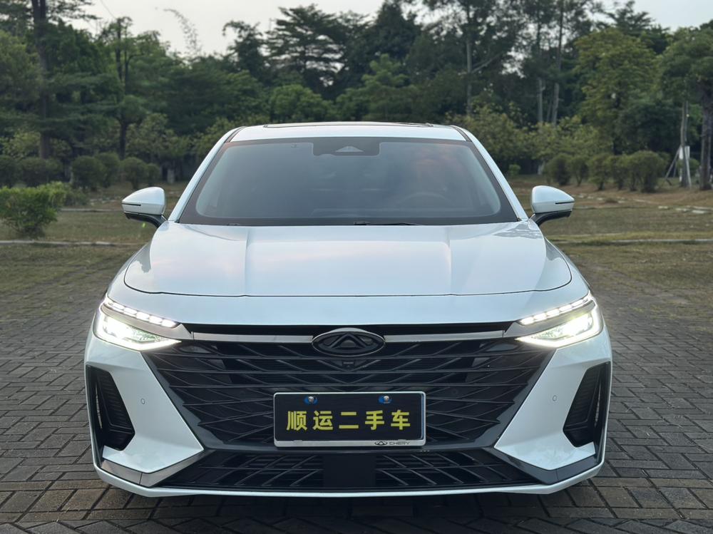 Chery Arrizo 8