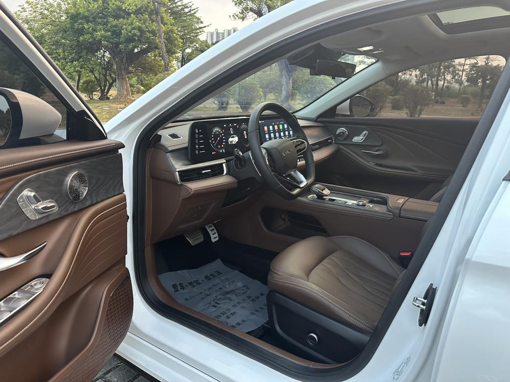 Chery Arrizo 8
