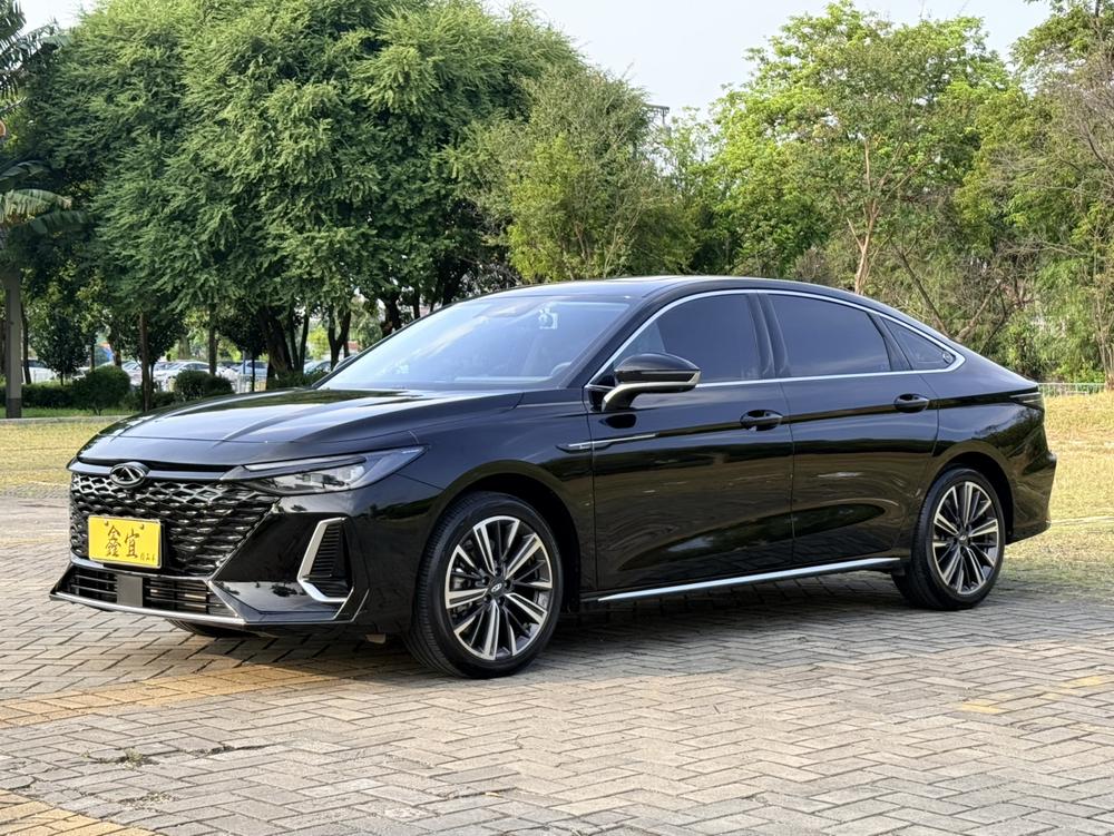 Chery Arrizo 8