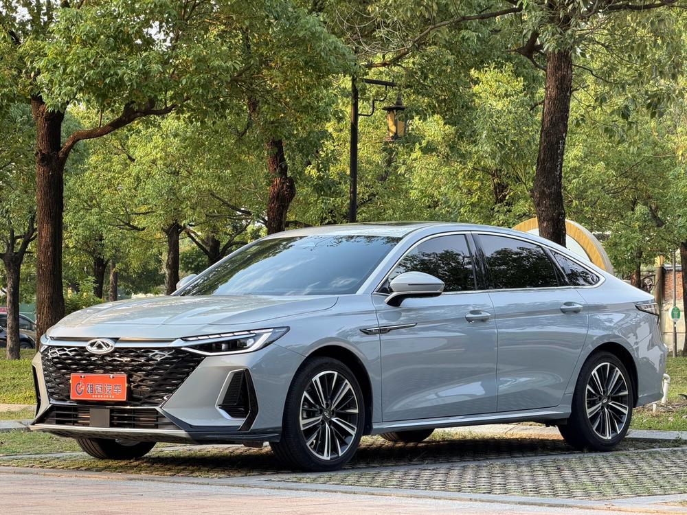 Chery Arrizo 8