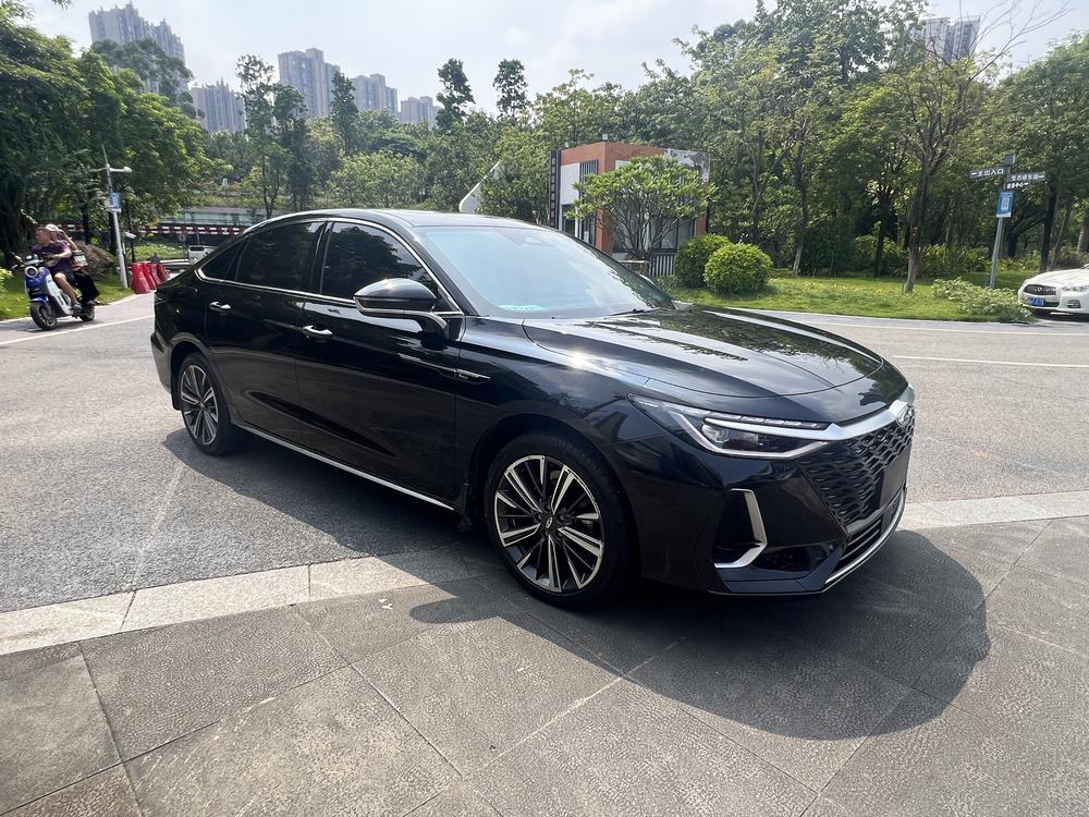 Chery Arrizo 8
