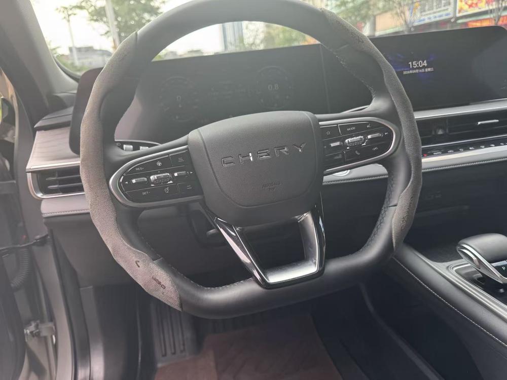 Chery Arrizo 8
