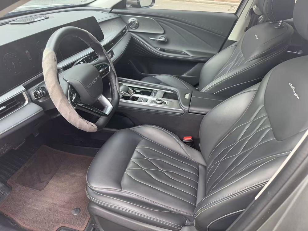 Chery Arrizo 8