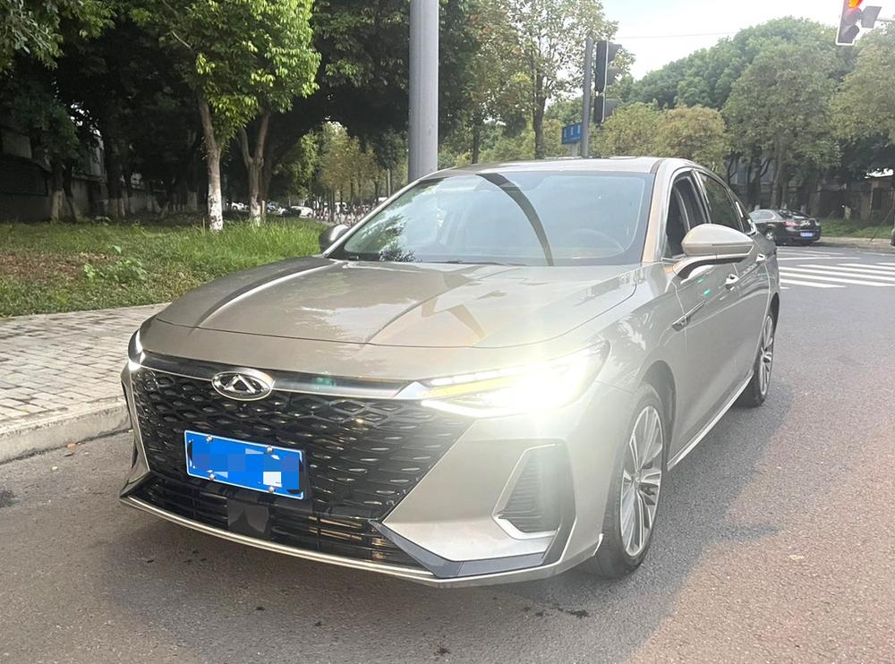 Chery Arrizo 8