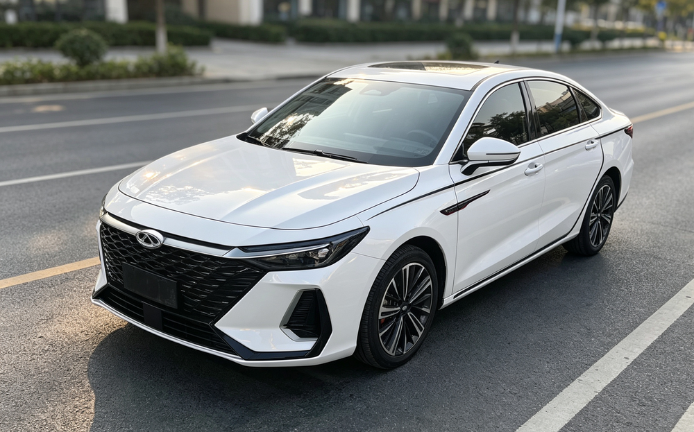 Chery Arrizo 8