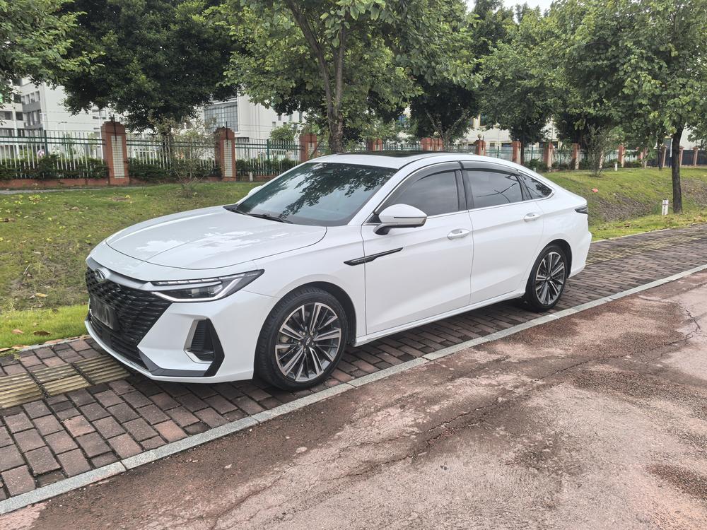 Chery Arrizo 8