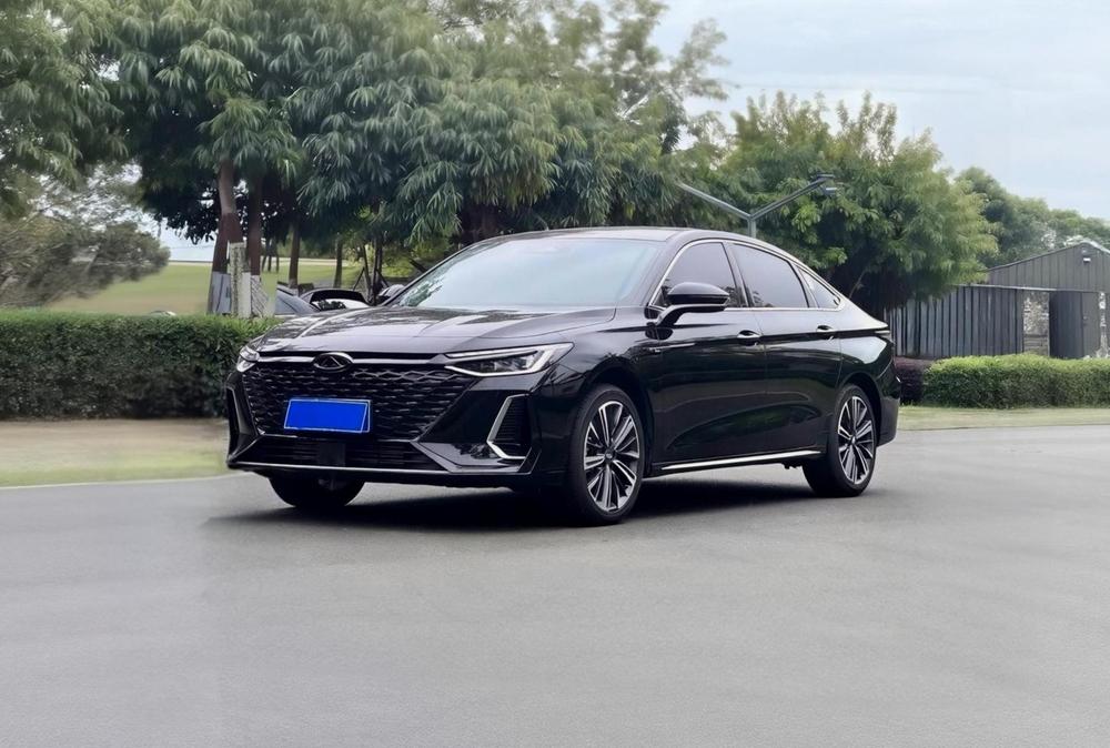 Chery Arrizo 8