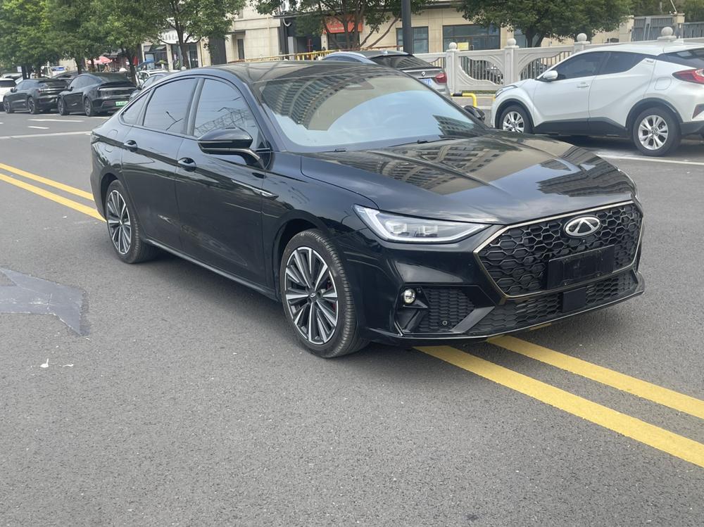 Chery Arrizo 8