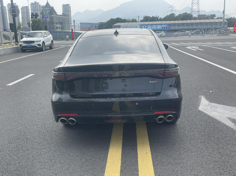 Chery Arrizo 8