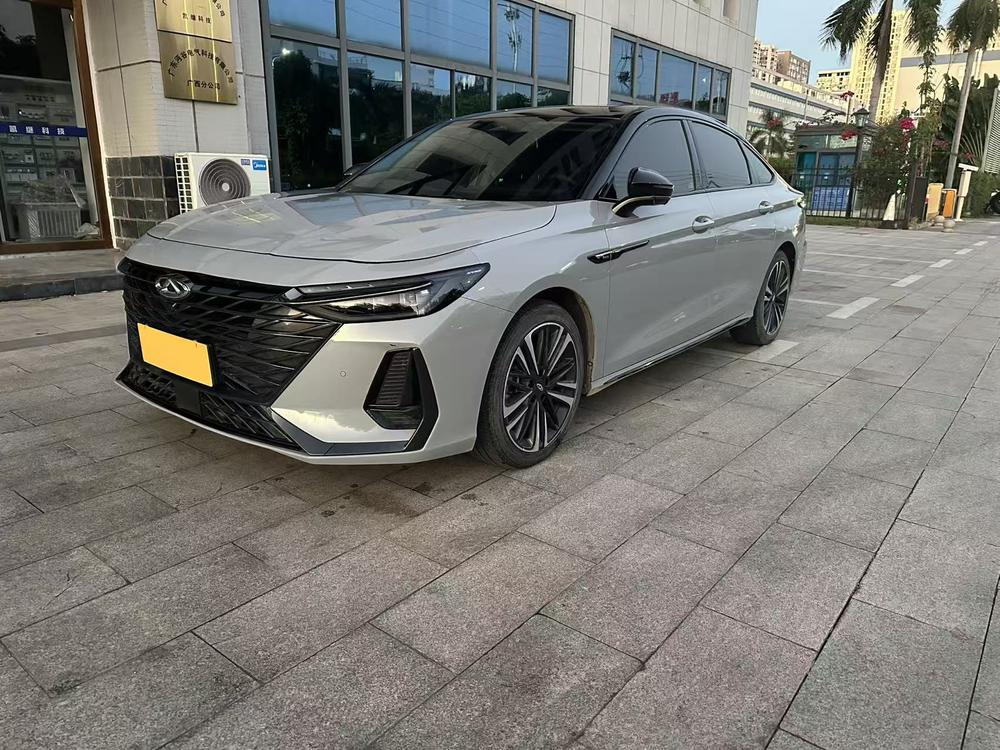 Chery Arrizo 8