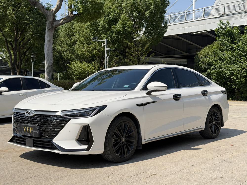 Chery Arrizo 8