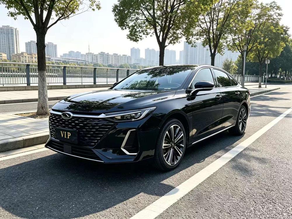 Chery Arrizo 8