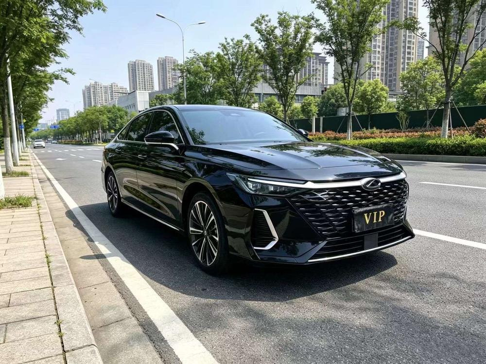 Chery Arrizo 8