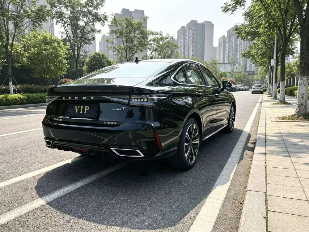 Chery Arrizo 8