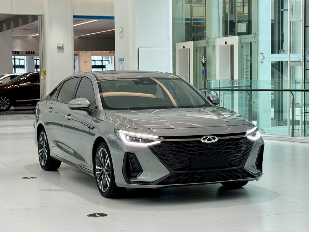 Chery Arrizo 8