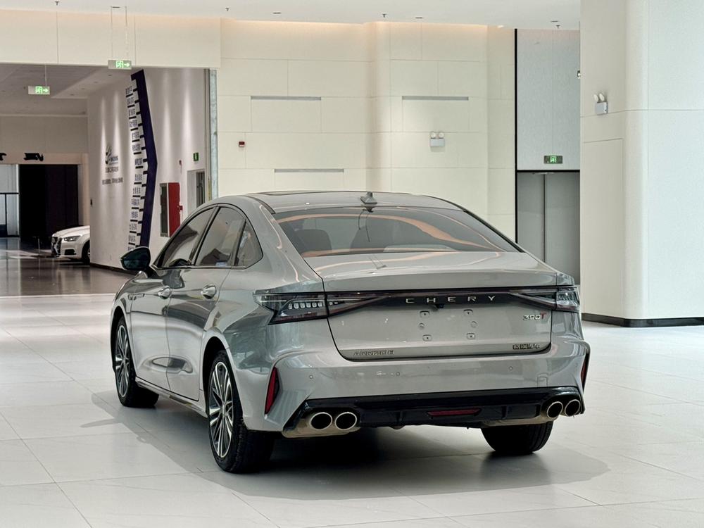 Chery Arrizo 8