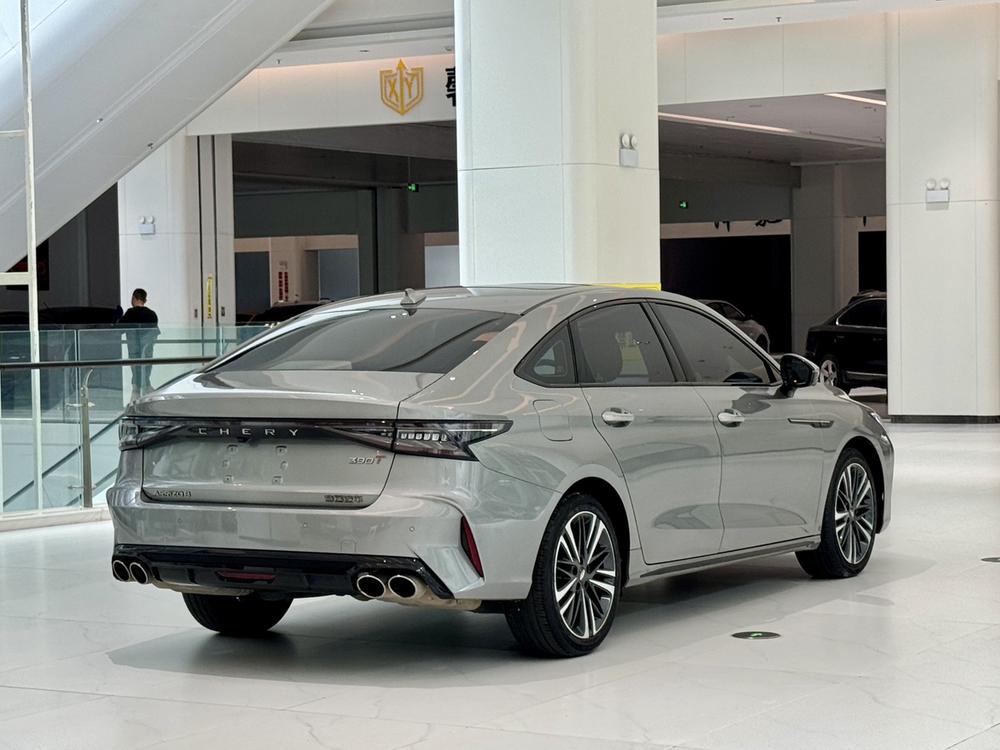 Chery Arrizo 8