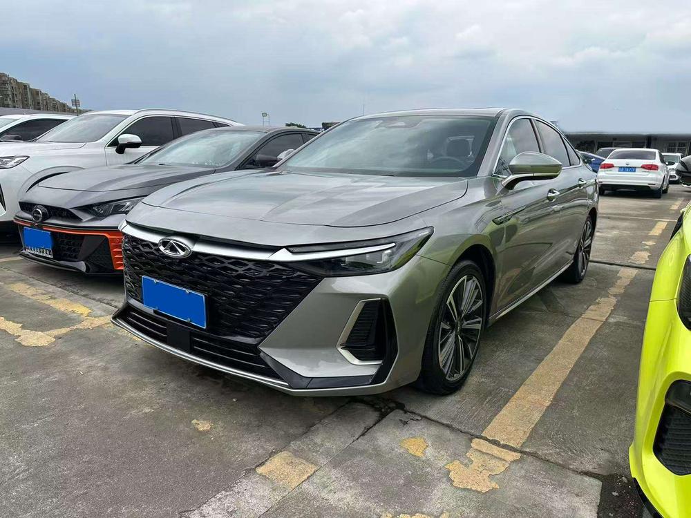 Chery Arrizo 8