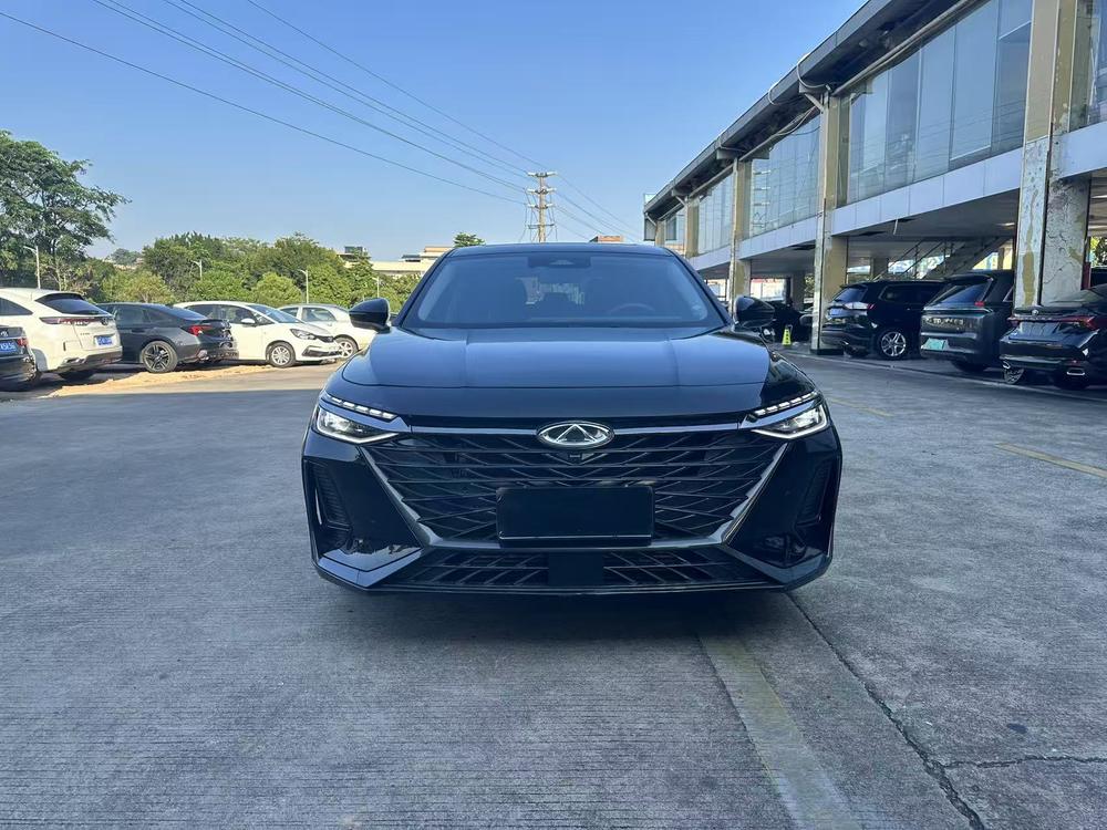 Chery Arrizo 8