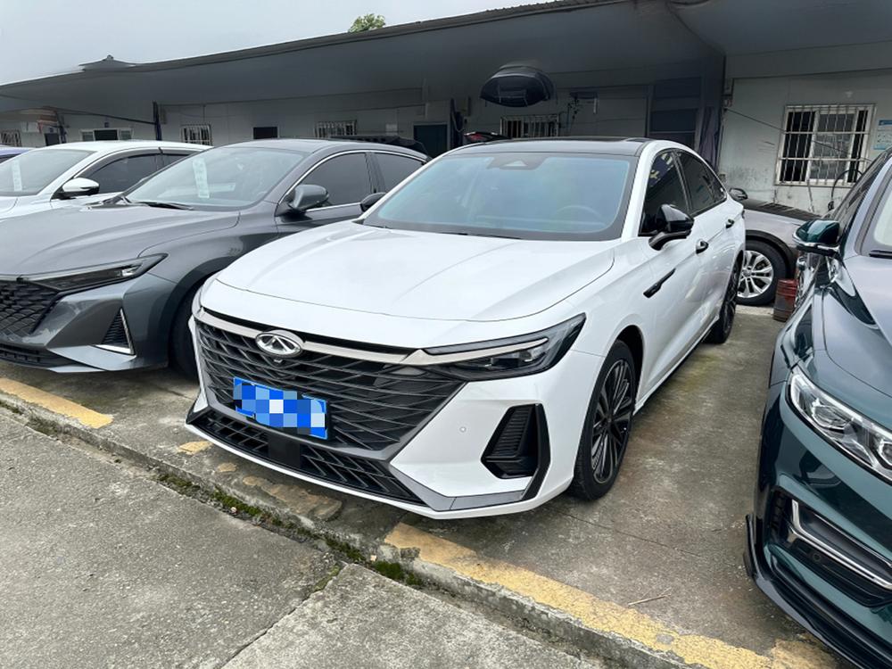 Chery Arrizo 8