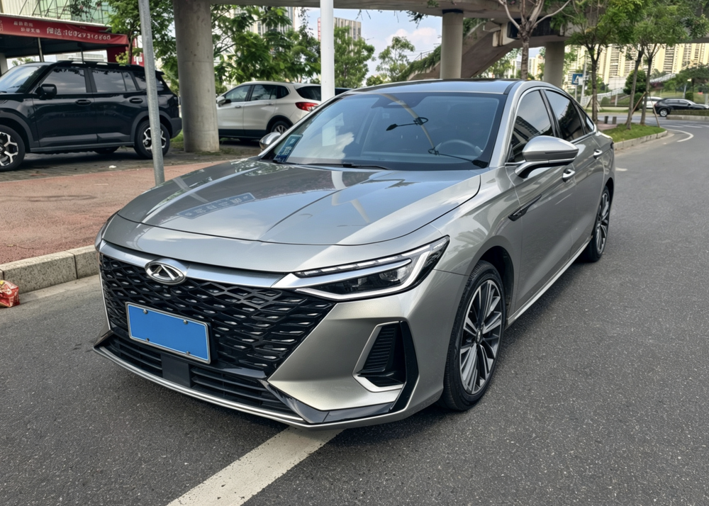 Chery Arrizo 8