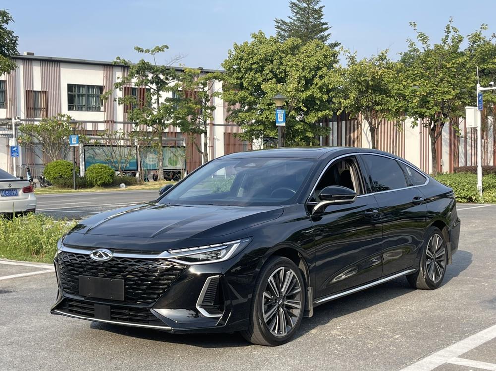 Chery Arrizo 8