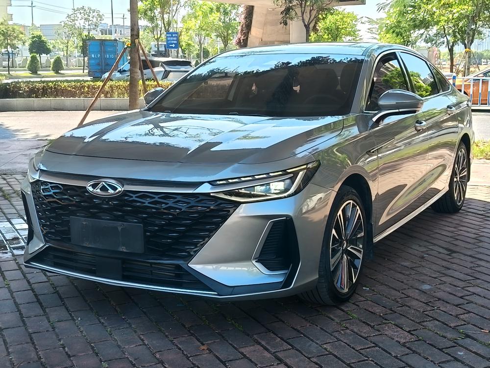 Chery Arrizo 8