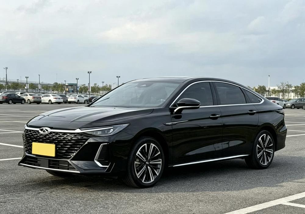 Chery Arrizo 8
