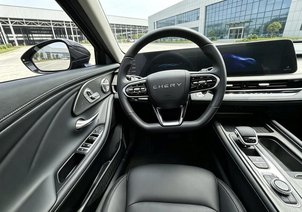Chery Arrizo 8