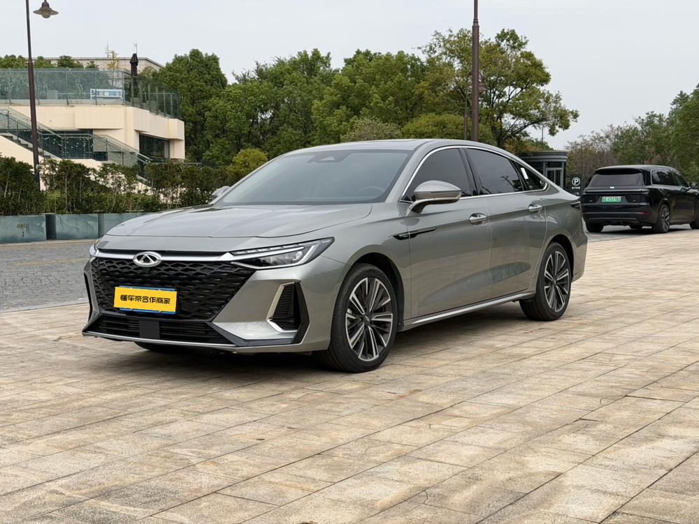 Chery Arrizo 8