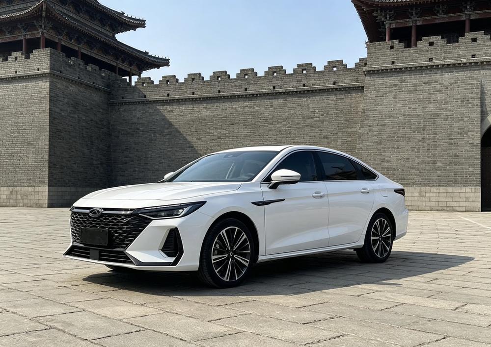 Chery Arrizo 8