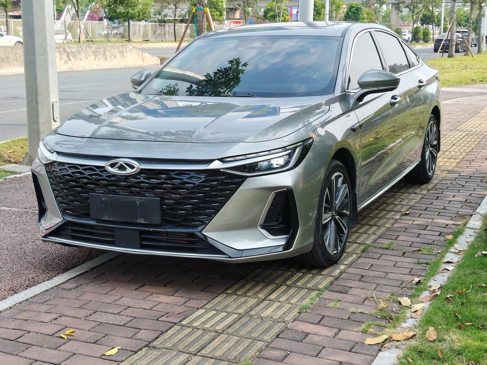 Chery Arrizo 8