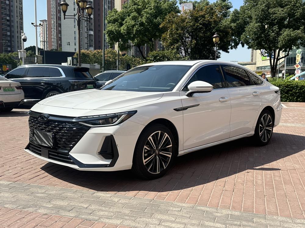 Chery Arrizo 8