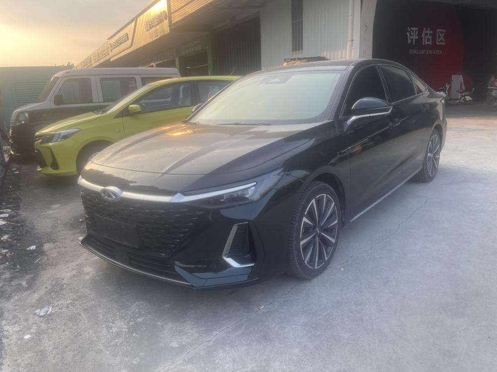 Chery Arrizo 8