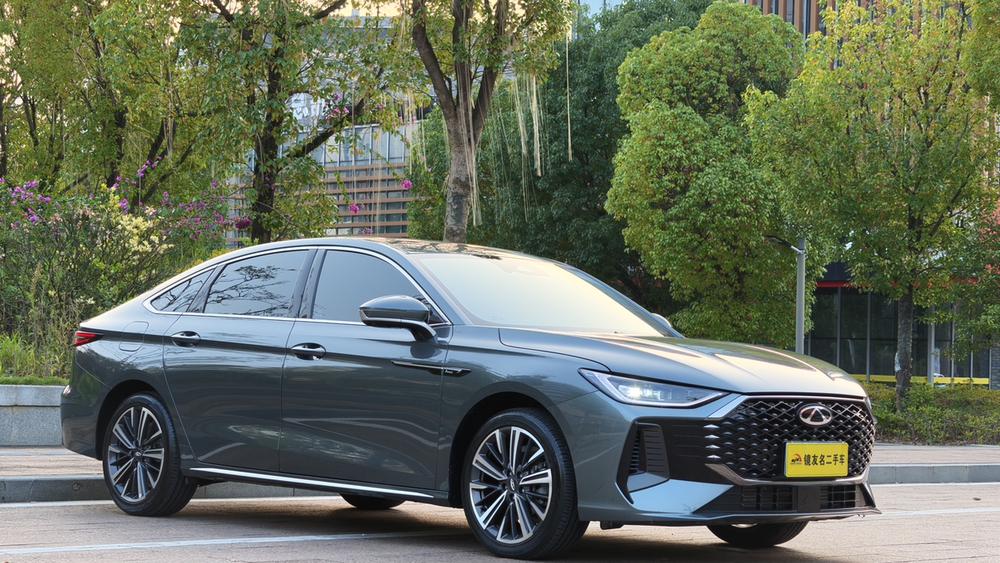 Chery Arrizo 8