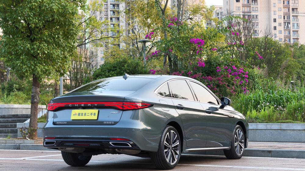 Chery Arrizo 8